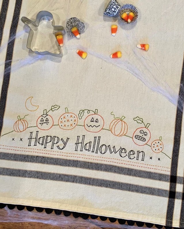 Happy Halloween Dish Towel Embroidery Pattern