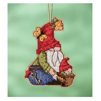 Wheelbarrow Gnome Counted Glass Bead Kit With Charm