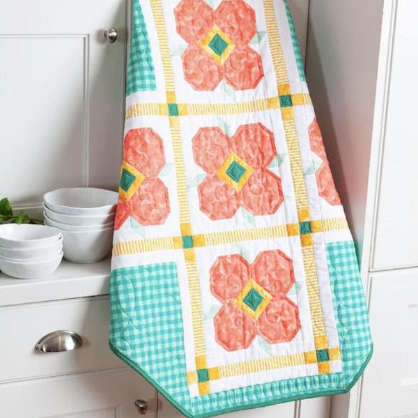 August Table Topper Of The Month Summer Garden By Heather Peterson For Riley Blake Designs