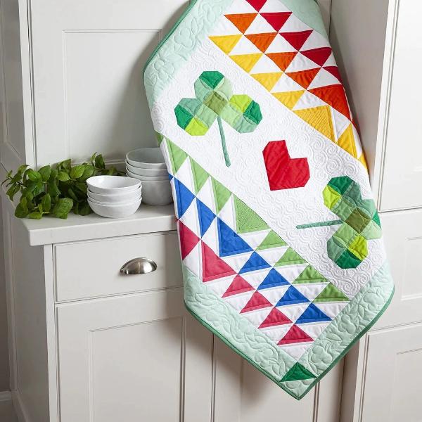 March Table Topper Of The Month Shamrock Love By Amanda Niederhauser For Riley Blake Designs