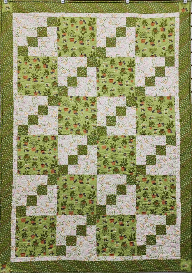 Here Kitty City Lights Quilt Kit