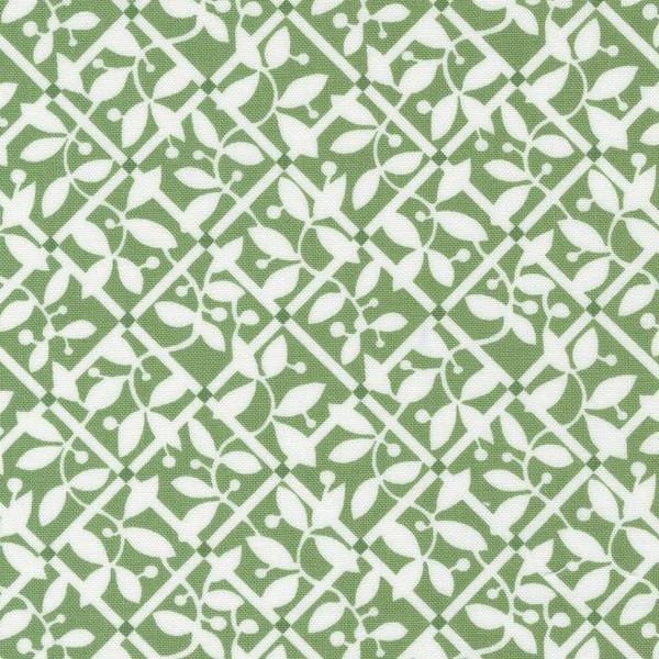 Shoreline Green Lattice Checks And Plaids By Camille Roskelley For Moda Fabrics