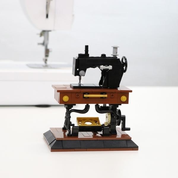 Vintage Sewing Machine Building Block Set