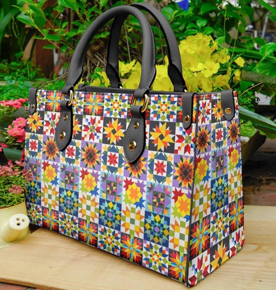 Charming Quilting Bag With Black Handle