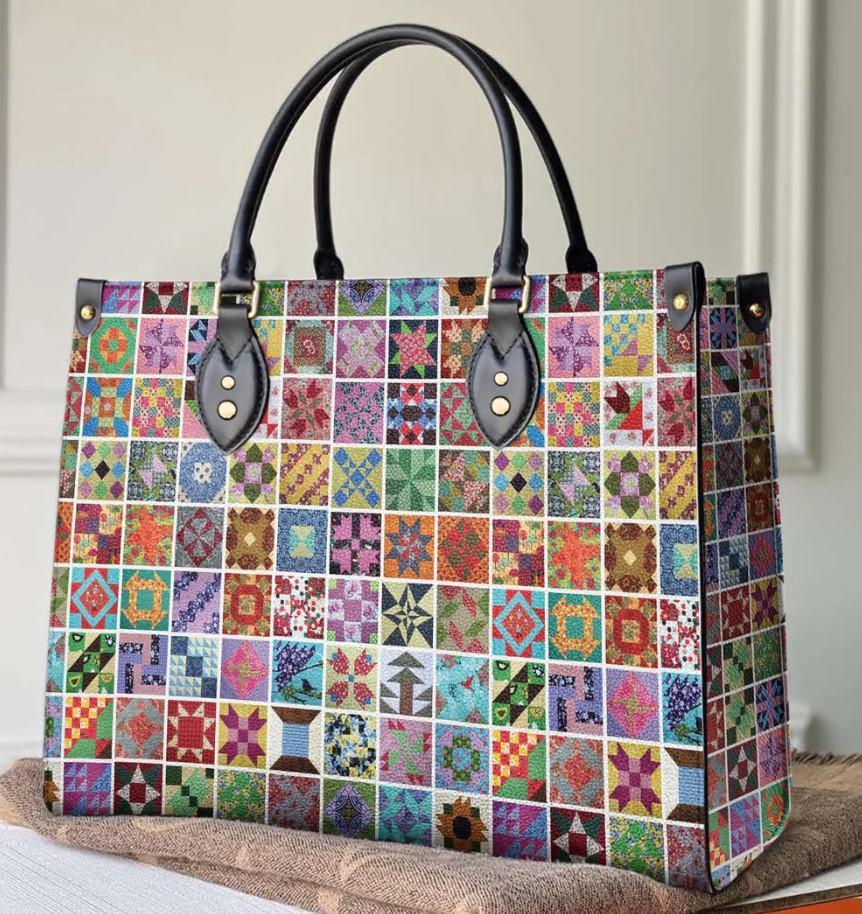 Traditional Quilting Blocks 4 Bag With Black Handles