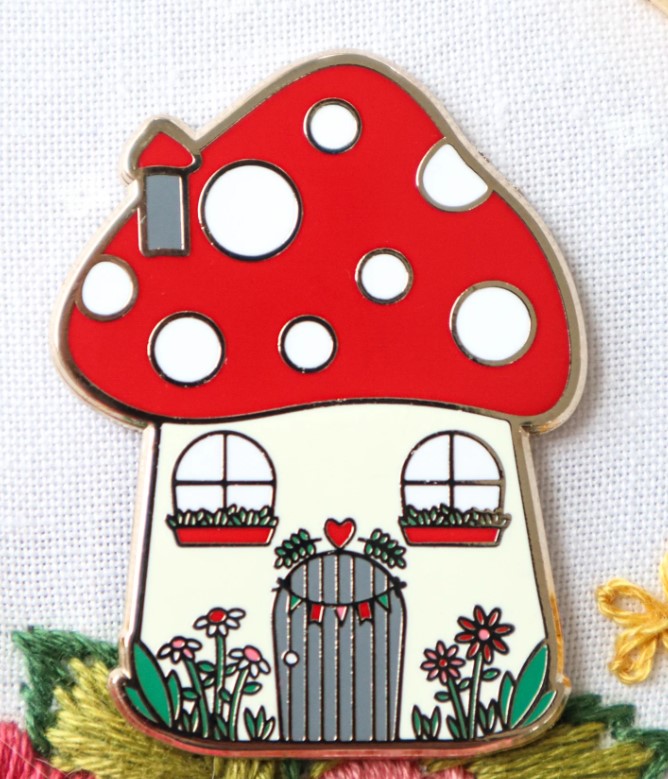Woodland Mushroom Magnetic Needle Minder from Flamingo Toes