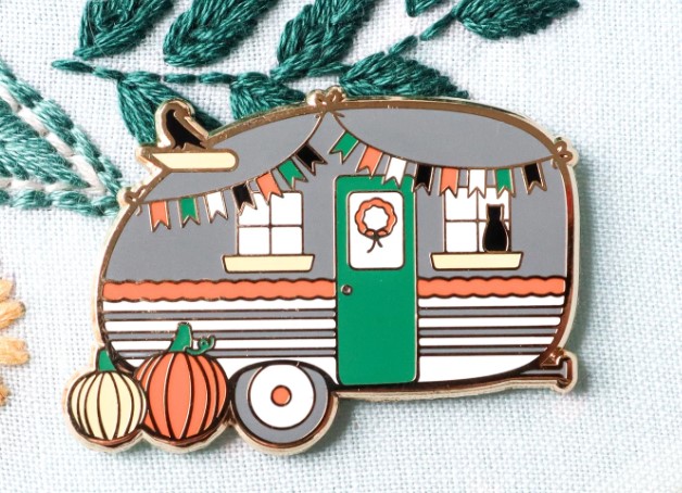 Haunted Camper Magnetic Needle Minder from Flamingo Toes