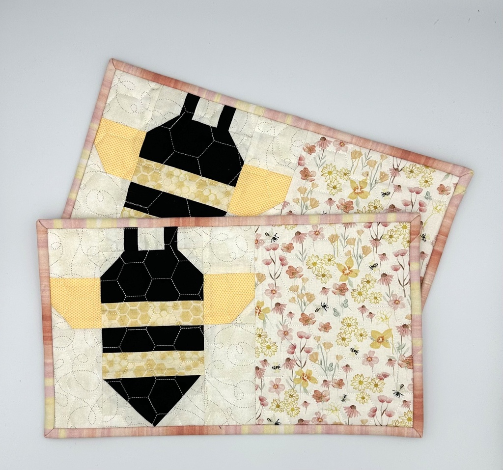 Buzzy Bee Snack Mats Kit