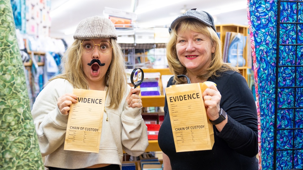 Watson & Holmes Mystery August Kit
