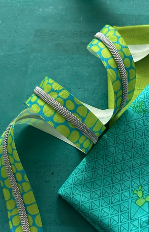 Lime Pebble Zipper Tape from Sassafras Lane Designs