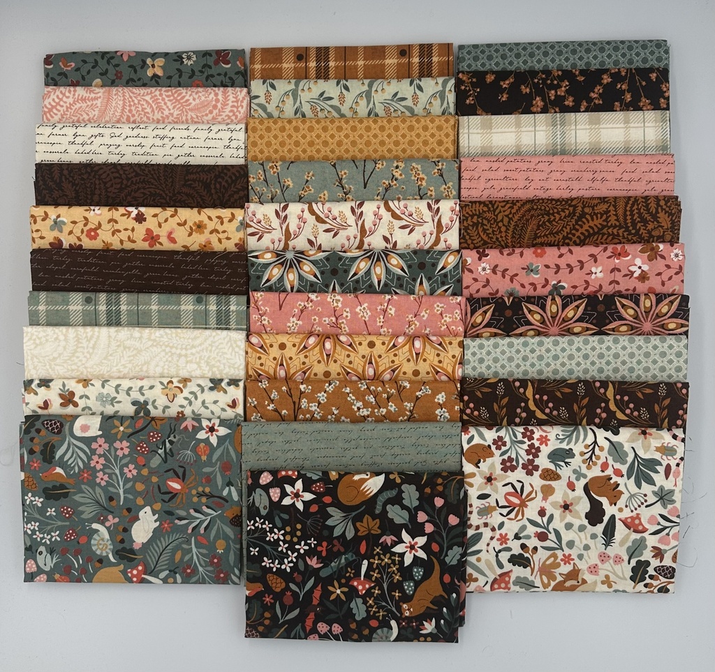 Acorn Hollow Fat Quarter Bundle