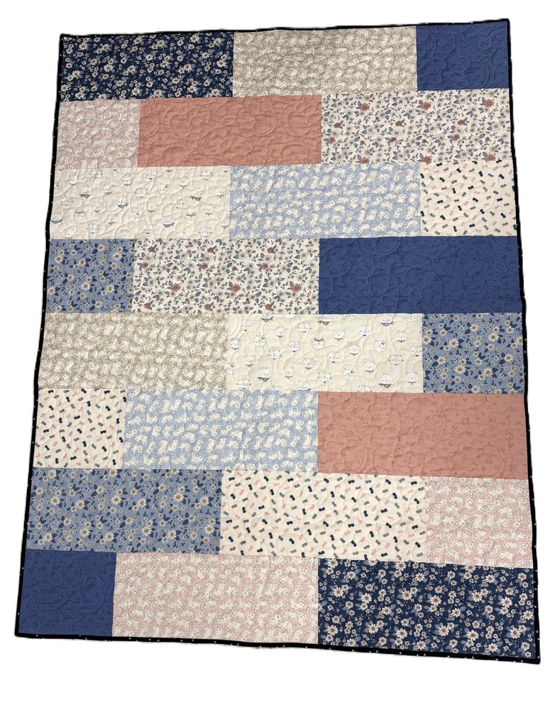 Kitten Fun Quilt Kit from Clothworks