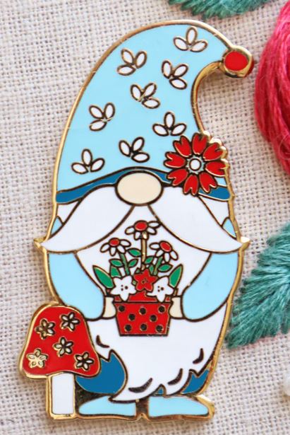 Spring Gnome Magnetic Needle Minder