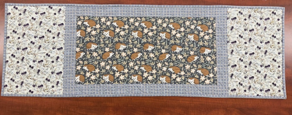 Hedgehog Table Runner Kit