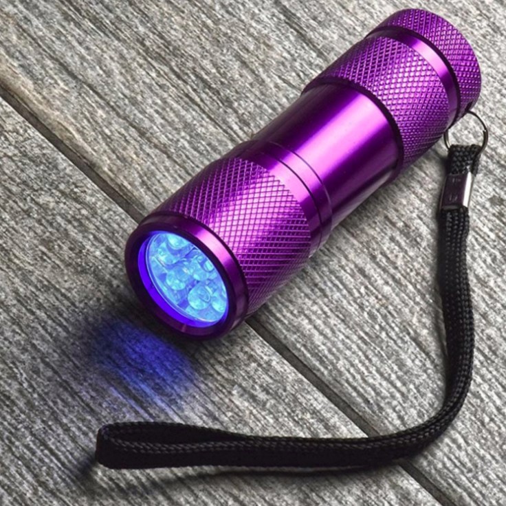 Quilter's Ultraviolet Flashlight