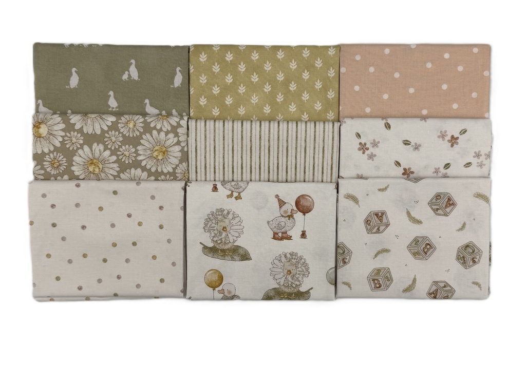 Tiny Waddles Fat Quarter Bundle