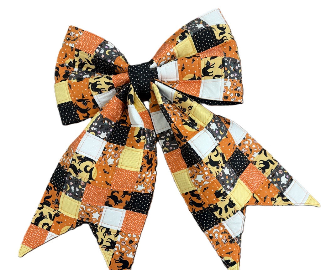 Patchwork Quilted Bow Halloween
