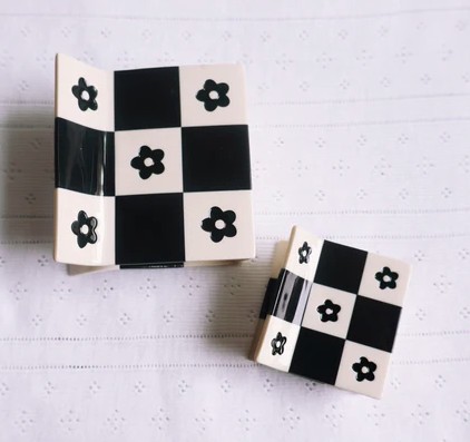 [HR-DPC-CLP] Daisy Patchwork Claw Clip from Hey Ricochet