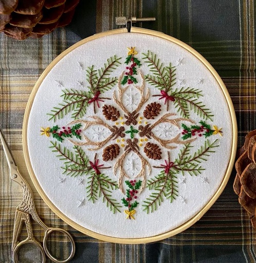 [TFF-KIT20] The Woodland Mandala Sampler Embroidery Kit